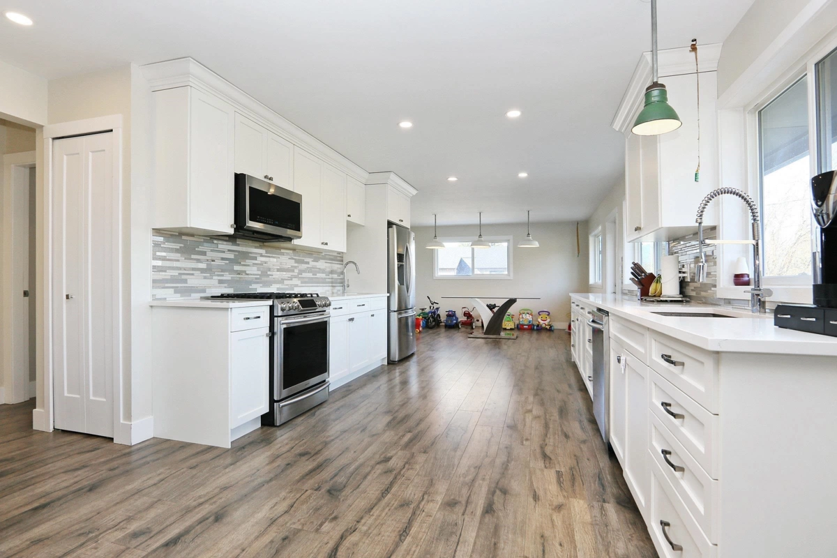 Kitchen Photo of 8875 Prest Road, Chilliwack, BC