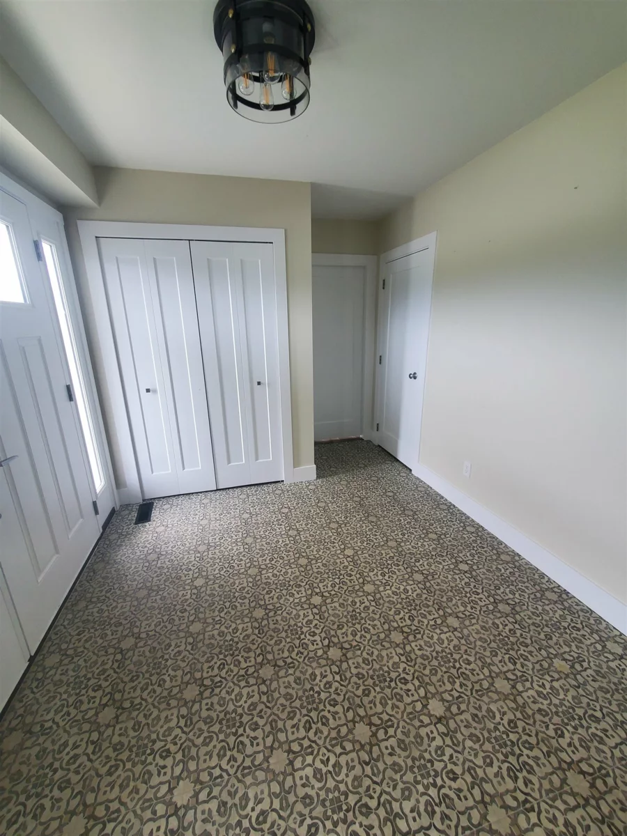 Laundry Room Photo of 8875 Prest Road, Chilliwack, BC