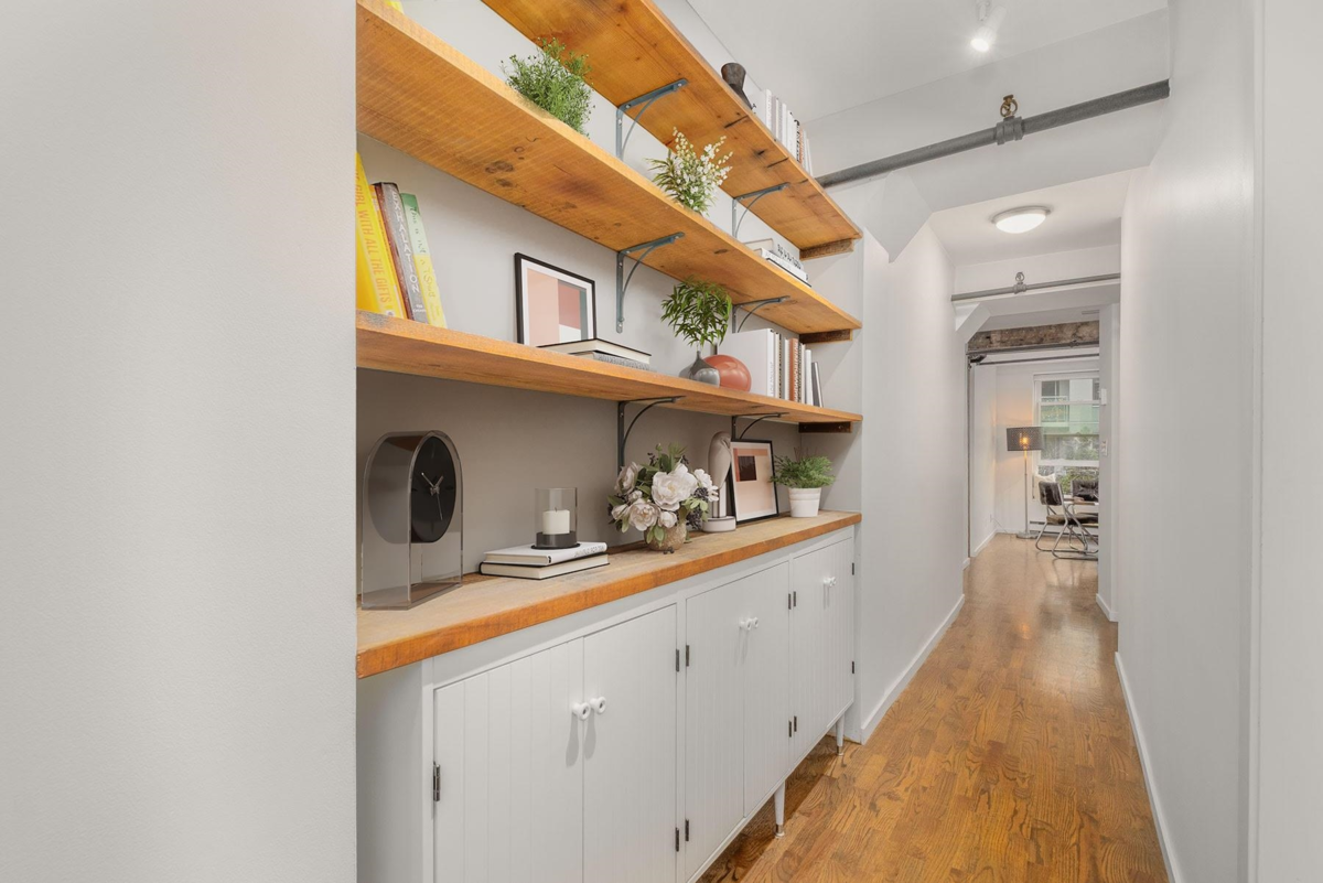 Office / Den Photo of 203 150 Alexander Street, Vancouver, BC