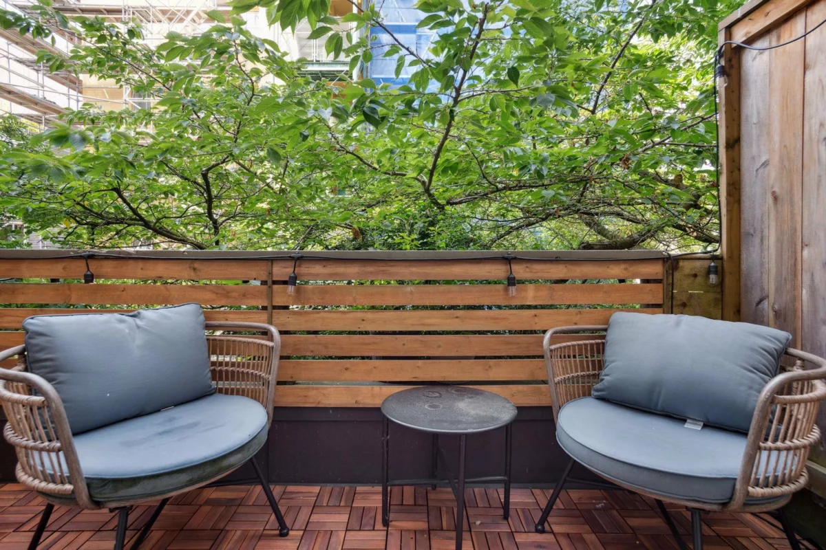 Walk-In Closet Photo of 203 150 Alexander Street, Vancouver, BC
