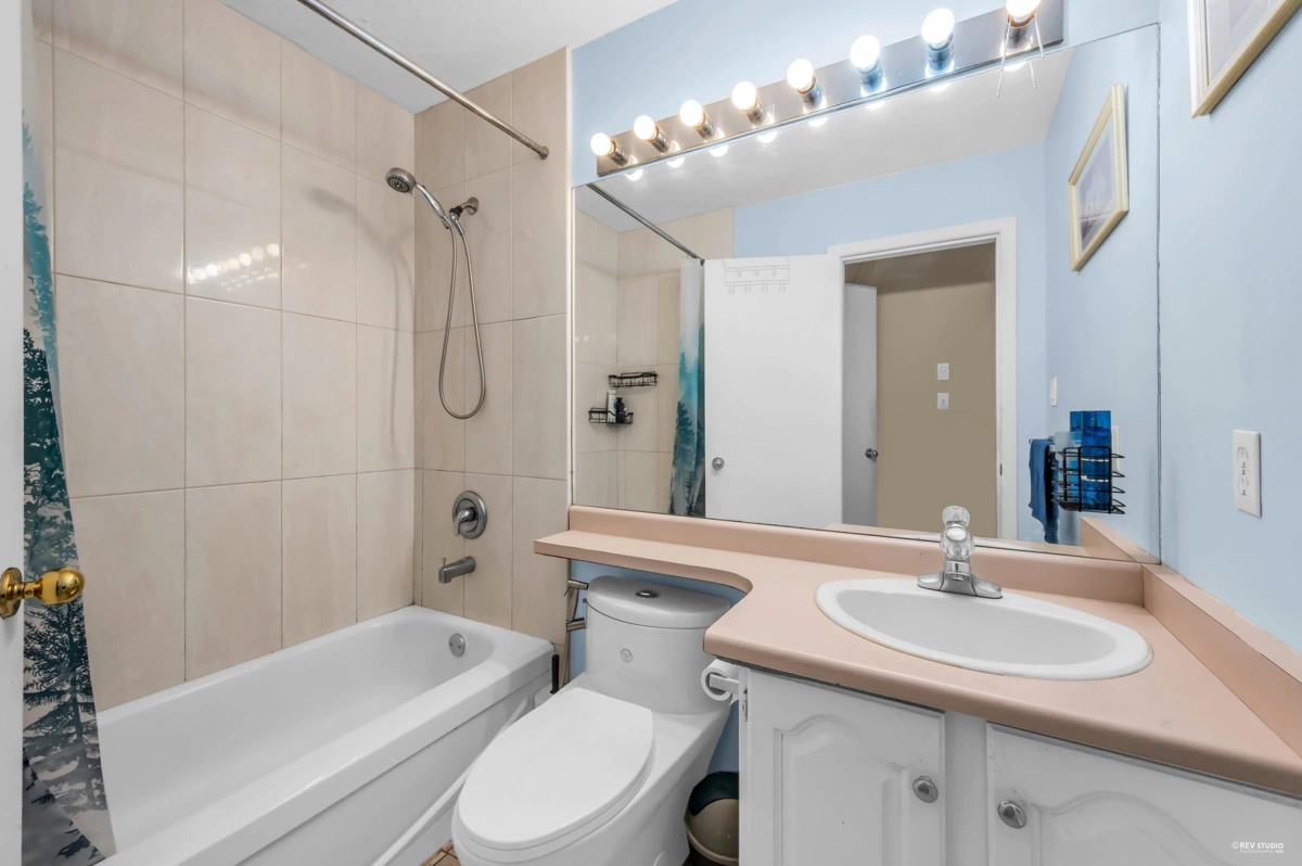 Bedroom 2 Photo of 73 2450 Hawthorne Avenue, Port Coquitlam, BC