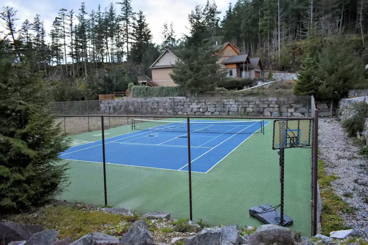 Primary Bathroom Photo of 6 4622 Sinclair Bay Road, Pender Harbour, BC