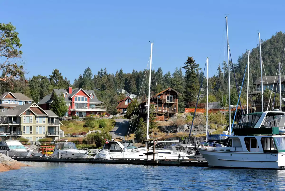 Primary Bedroom Photo of 6 4622 Sinclair Bay Road, Pender Harbour, BC
