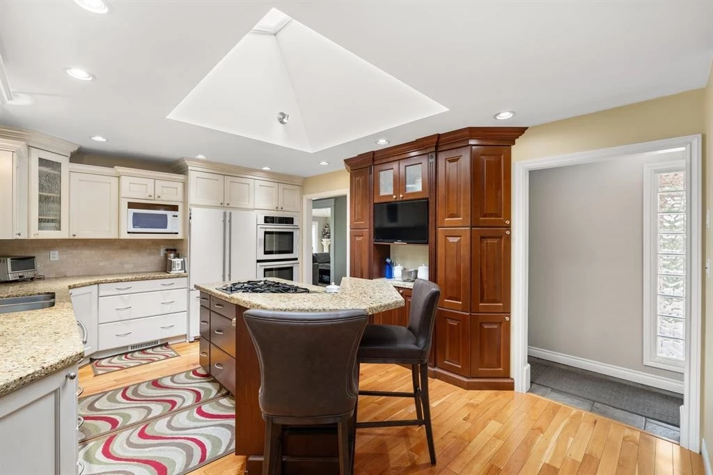 Kitchen Island Photo of 14534 Lombard Place, Surrey, BC