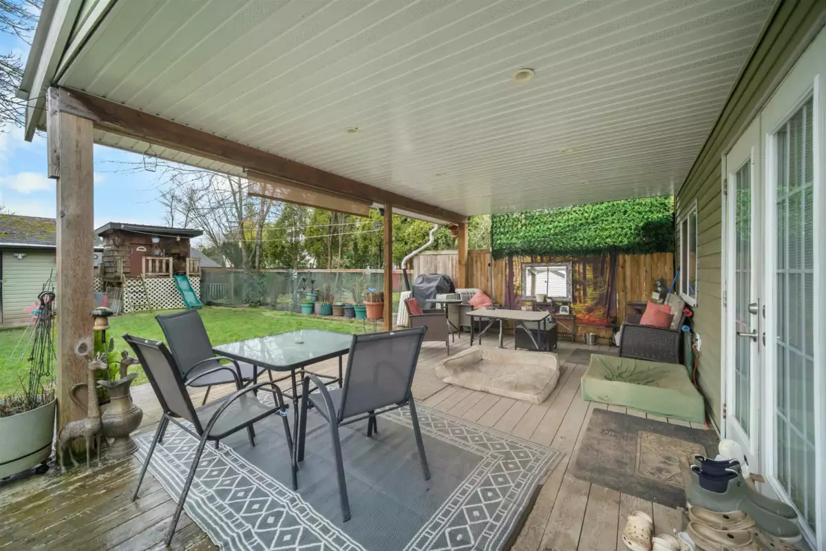 Dining Area Photo of 5343 199a Street, Langley, BC