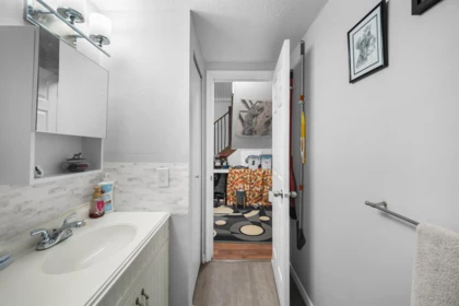 Entry Foyer Photo of 5343 199a Street, Langley, BC