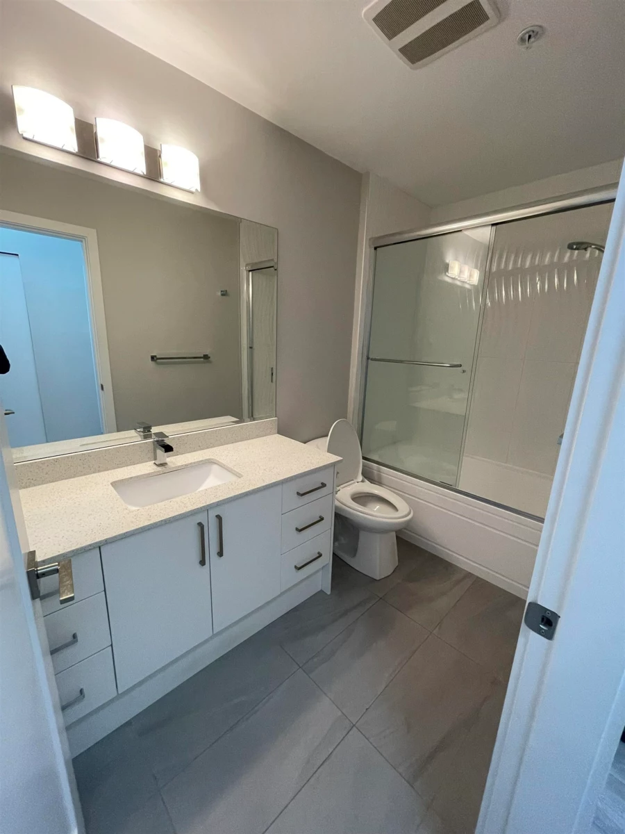 Dining Area Photo of 605 9015 120 Street, Delta, BC