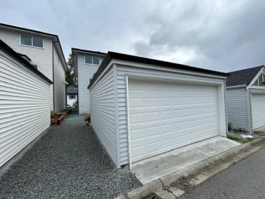 Staircase Photo of 24307 101a Avenue, Maple Ridge, BC