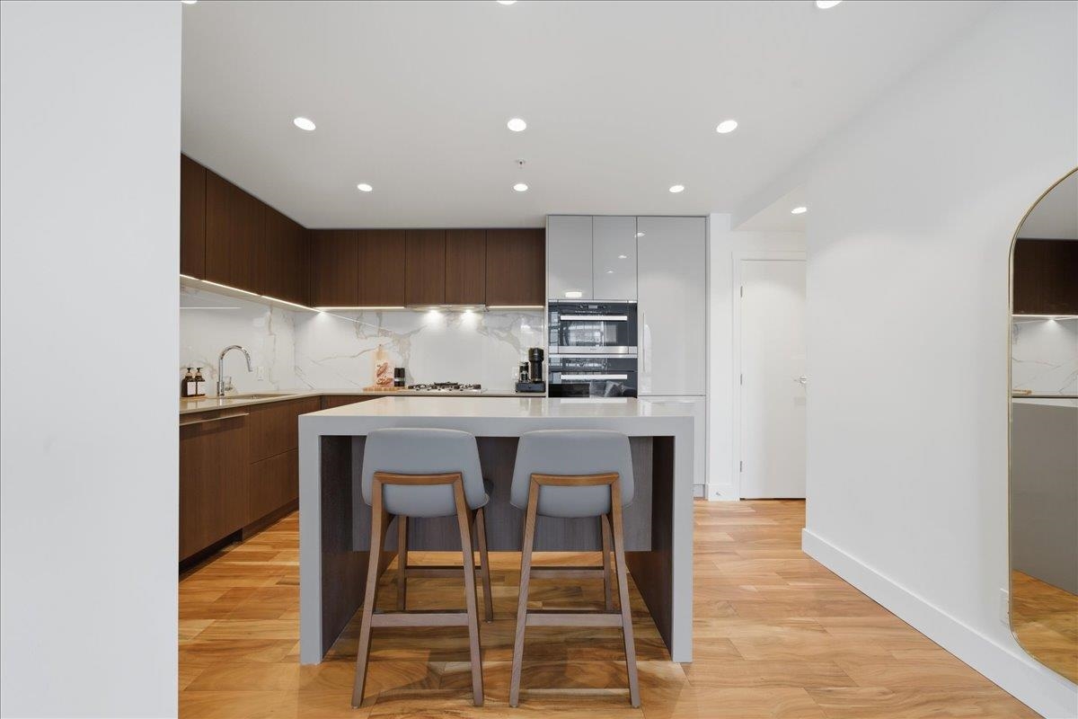 Dining Area Photo of 608 1675 Lions Gate Lane, North Vancouver, BC