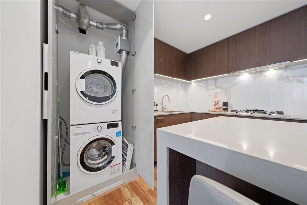 Walk-In Closet Photo of 608 1675 Lions Gate Lane, North Vancouver, BC