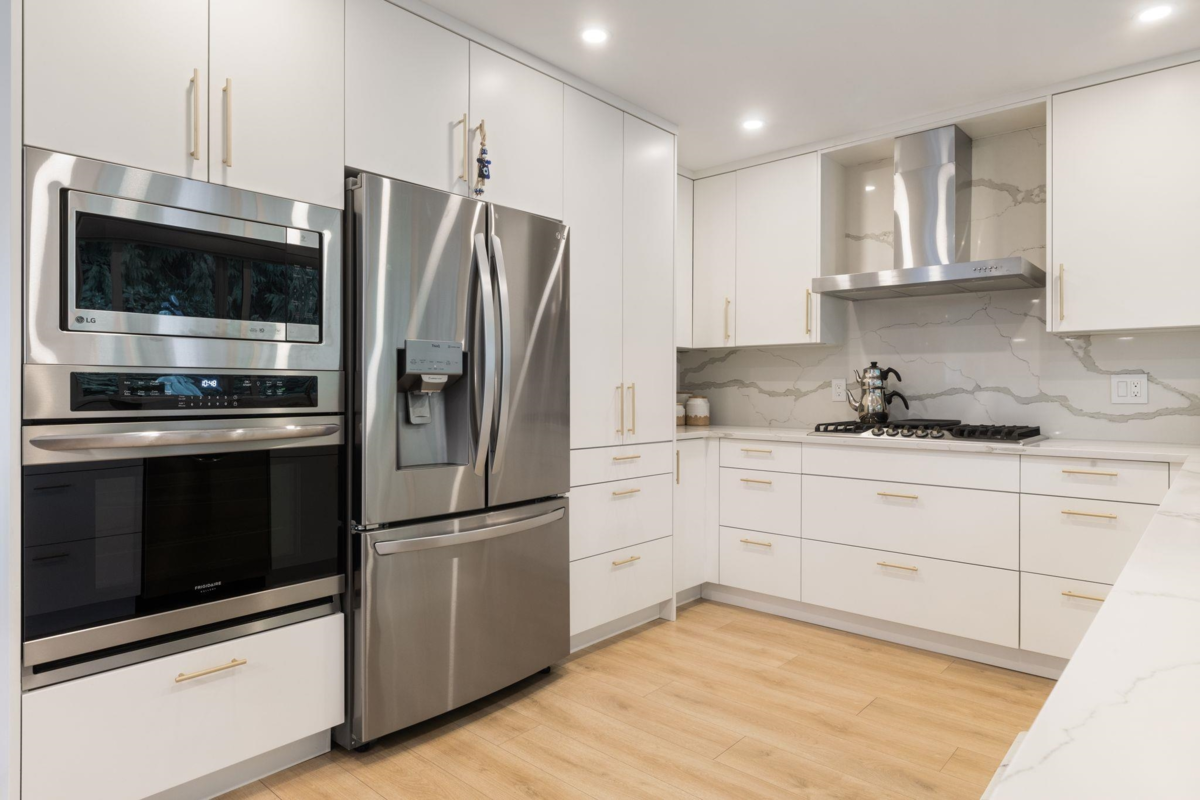 Breakfast Nook Photo of 3950 Trenton Place, North Vancouver, BC