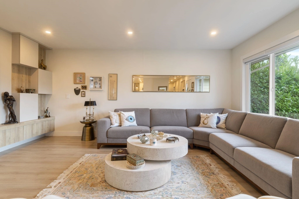 Family Room Photo of 3950 Trenton Place, North Vancouver, BC