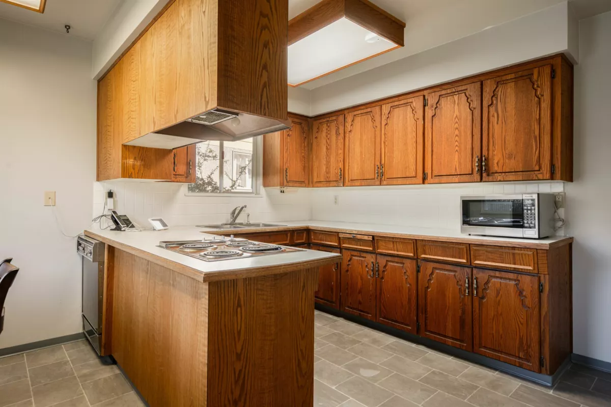 Primary Bathroom Photo of 2321 Harrison Drive, Vancouver, BC