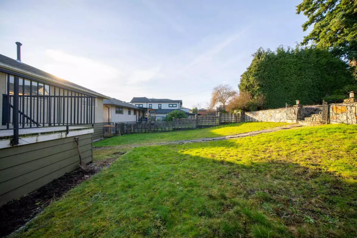 Swimming Pool Photo of 2321 Harrison Drive, Vancouver, BC