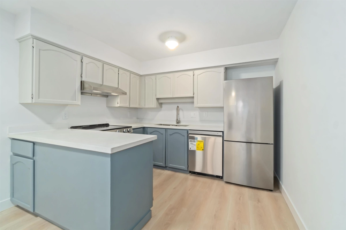 Breakfast Nook Photo of 307 2928 Commercial Drive, Vancouver, BC