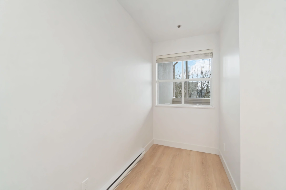 Loft / Bonus Room Photo of 307 2928 Commercial Drive, Vancouver, BC