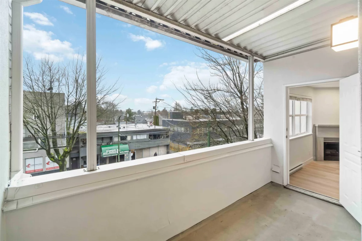 Mudroom Photo of 307 2928 Commercial Drive, Vancouver, BC