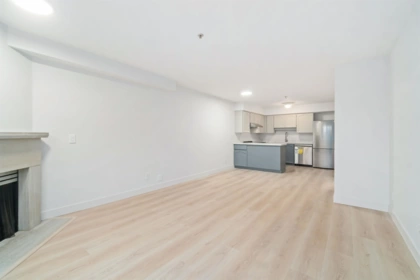 307 2928 Commercial Drive, Vancouver, BC