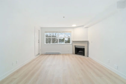 307 2928 Commercial Drive, Vancouver, BC