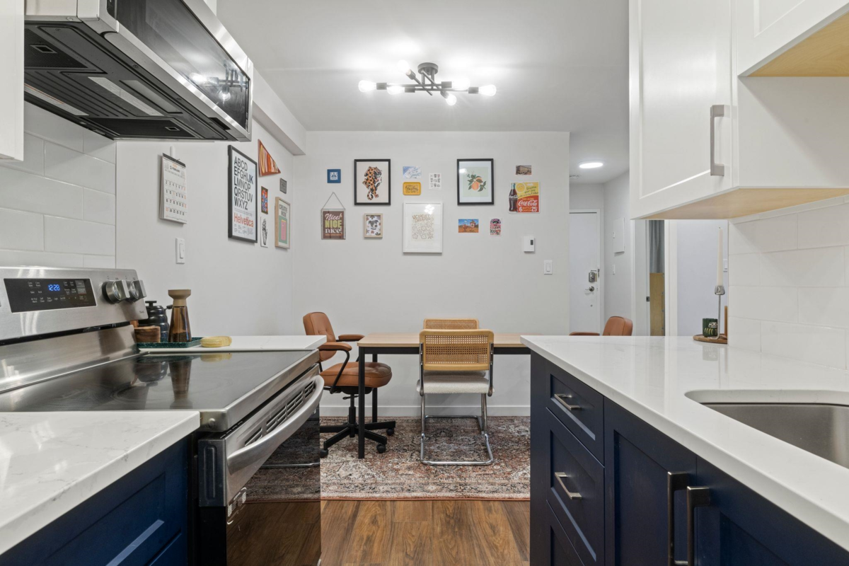 Primary Bathroom Photo of 103 1649 Comox Street, Vancouver, BC