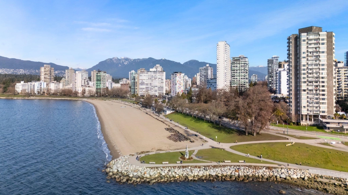 Swimming Pool Photo of 103 1649 Comox Street, Vancouver, BC