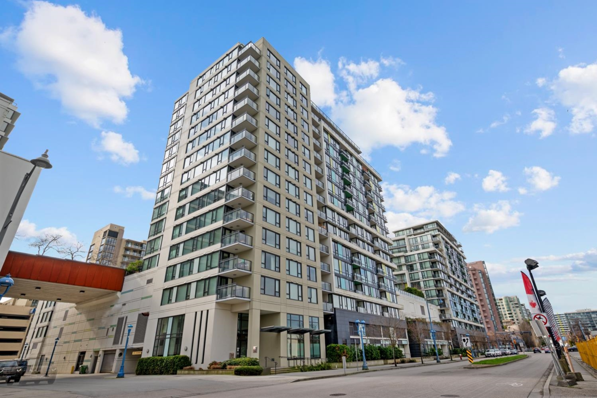 Backyard Photo of 1105 7888 Ackroyd Road, Richmond, BC