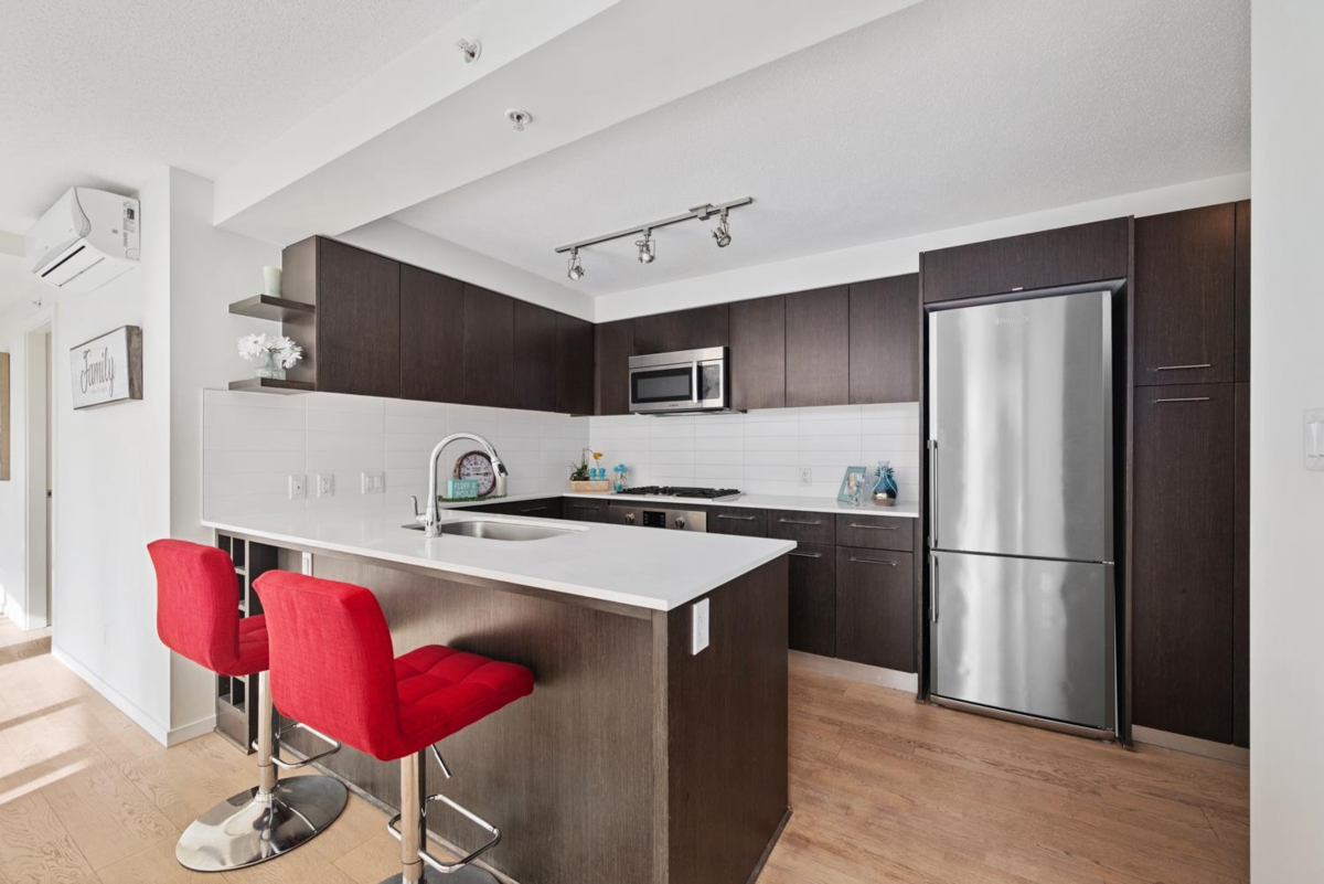 Dining Area Photo of 1105 7888 Ackroyd Road, Richmond, BC