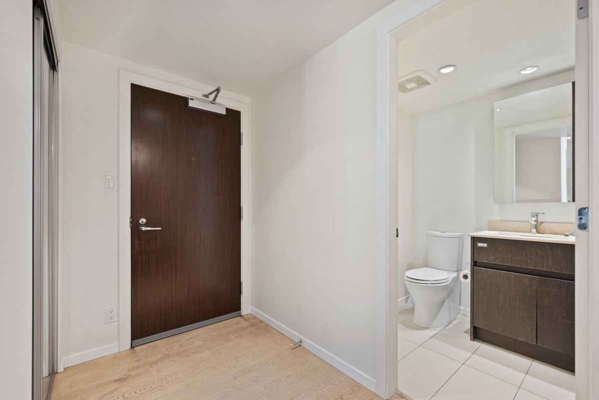 Kitchen Photo of 1105 7888 Ackroyd Road, Richmond, BC