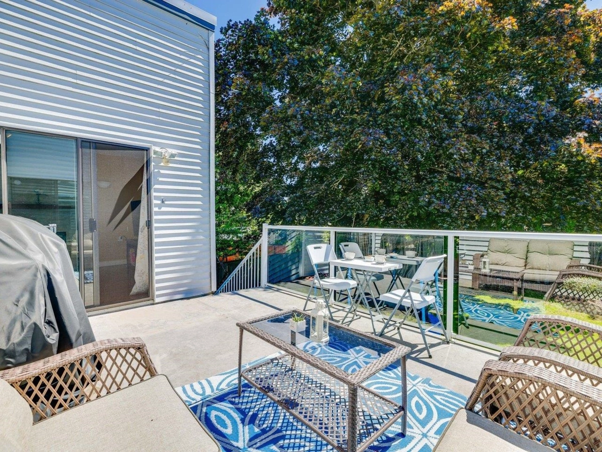 Outdoor Deck Photo of 14084 17b Avenue, Surrey, BC