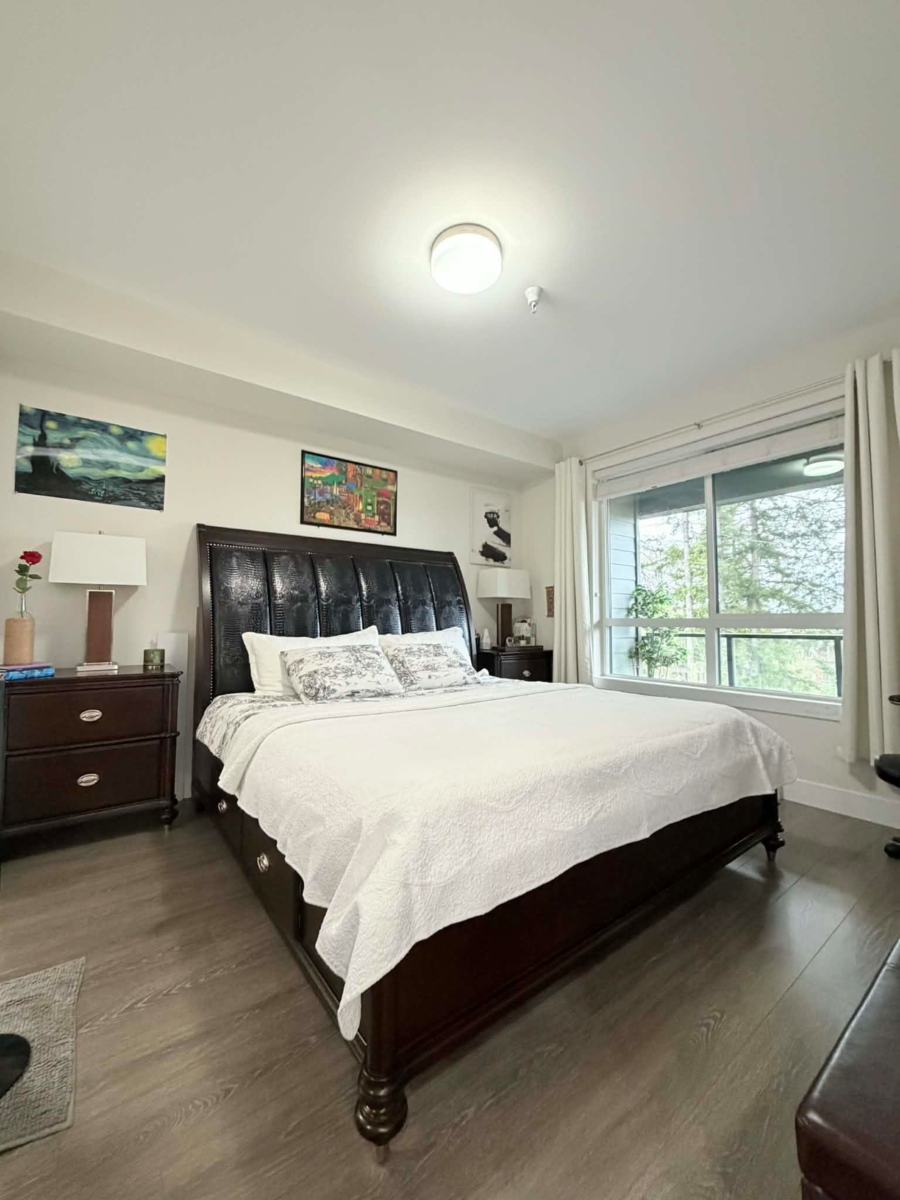 Office / Den Photo of 407 15351 101 Avenue, Surrey, BC