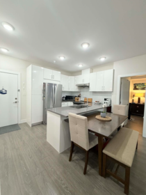 Primary Bedroom Photo of 407 15351 101 Avenue, Surrey, BC