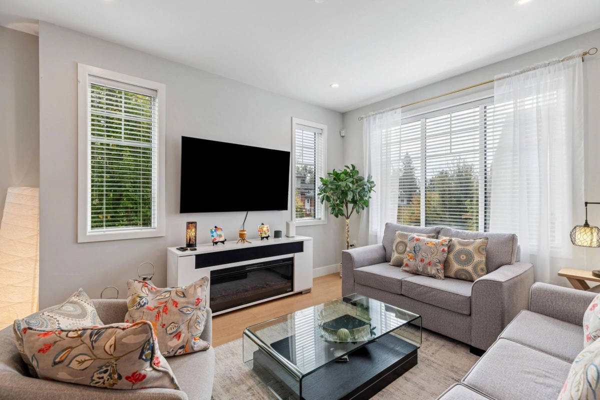 Dining Area Photo of 31 13263 236 Street, Maple Ridge, BC