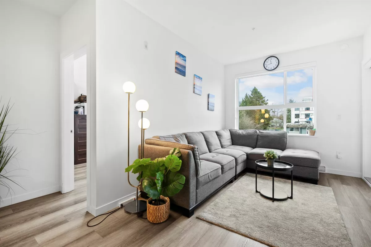 Family Room Photo of 217 20695 Eastleigh Crescent, Langley, BC