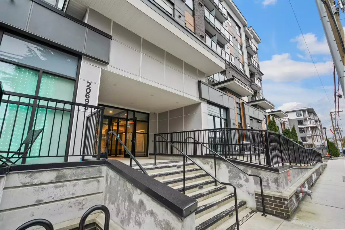 Outdoor Patio Photo of 217 20695 Eastleigh Crescent, Langley, BC