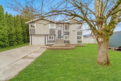 8867 Hazel Street, Chilliwack, BC, Chilliwack — Single Family Residence for sale