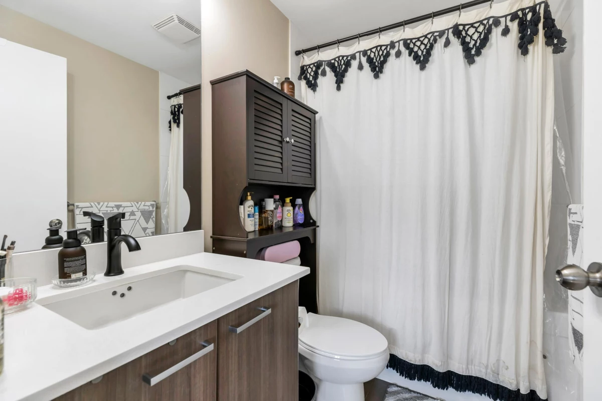 Garden / Landscaping Photo of 908 2789 Shaughnessy Street, Port Coquitlam, BC