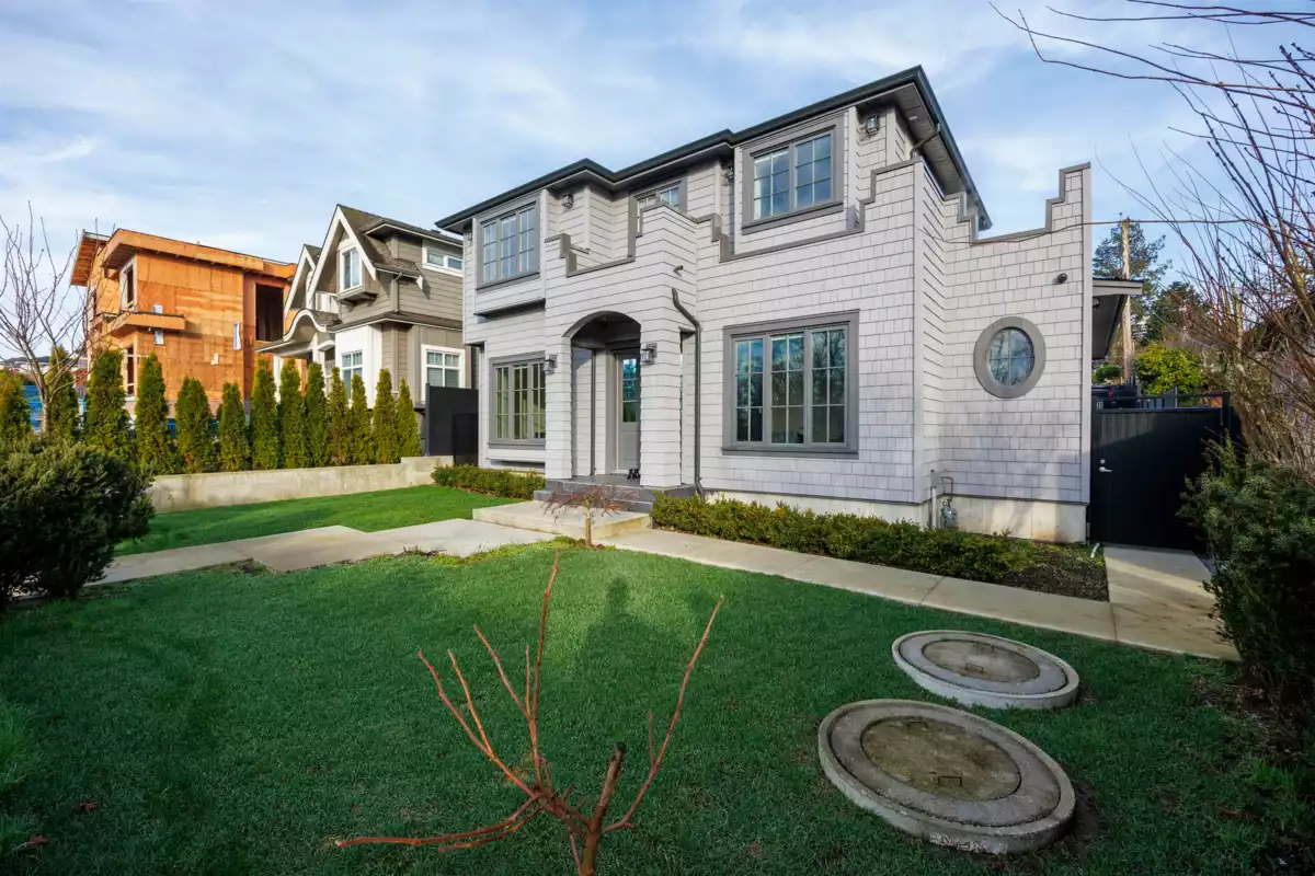 Living Room Photo of 6549 Portland Street, Burnaby, BC
