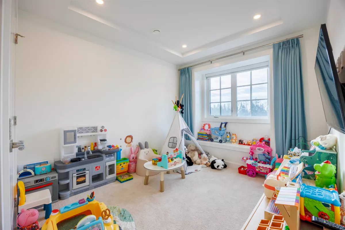 Staircase Photo of 6549 Portland Street, Burnaby, BC