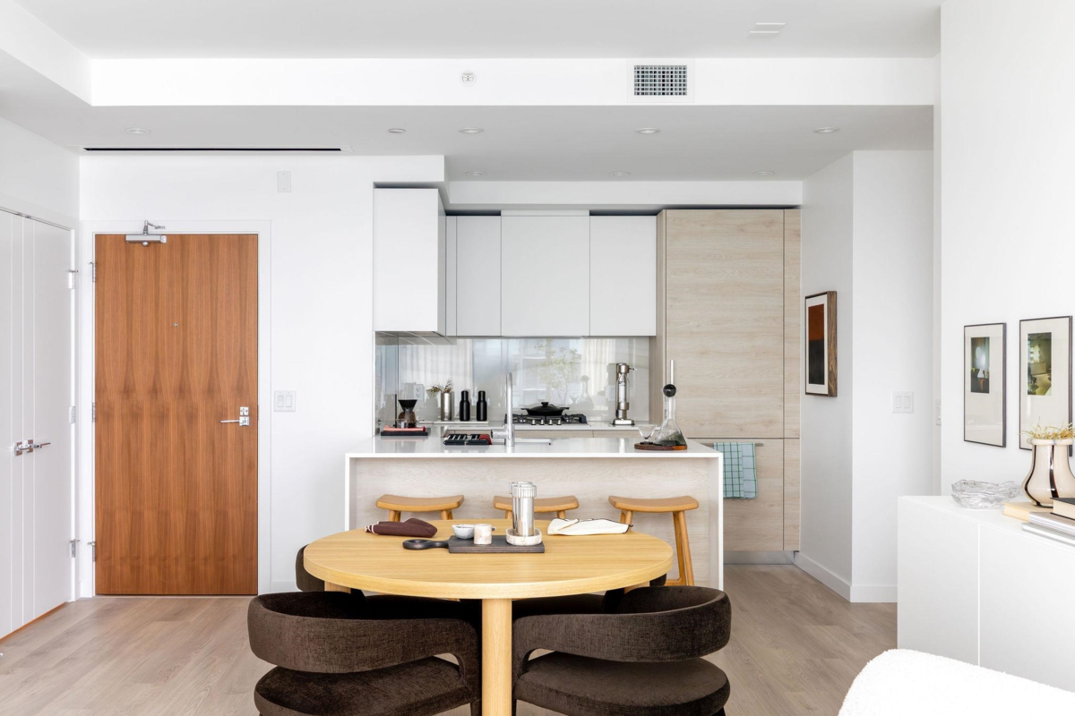 Kitchen Photo of 2706 680 Quayside Drive, New Westminster, BC