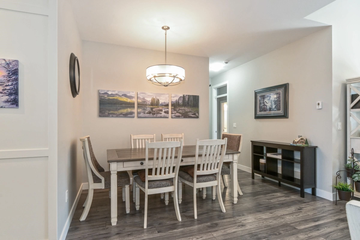 Breakfast Nook Photo of 64 46110 Thomas Road, Chilliwack, BC
