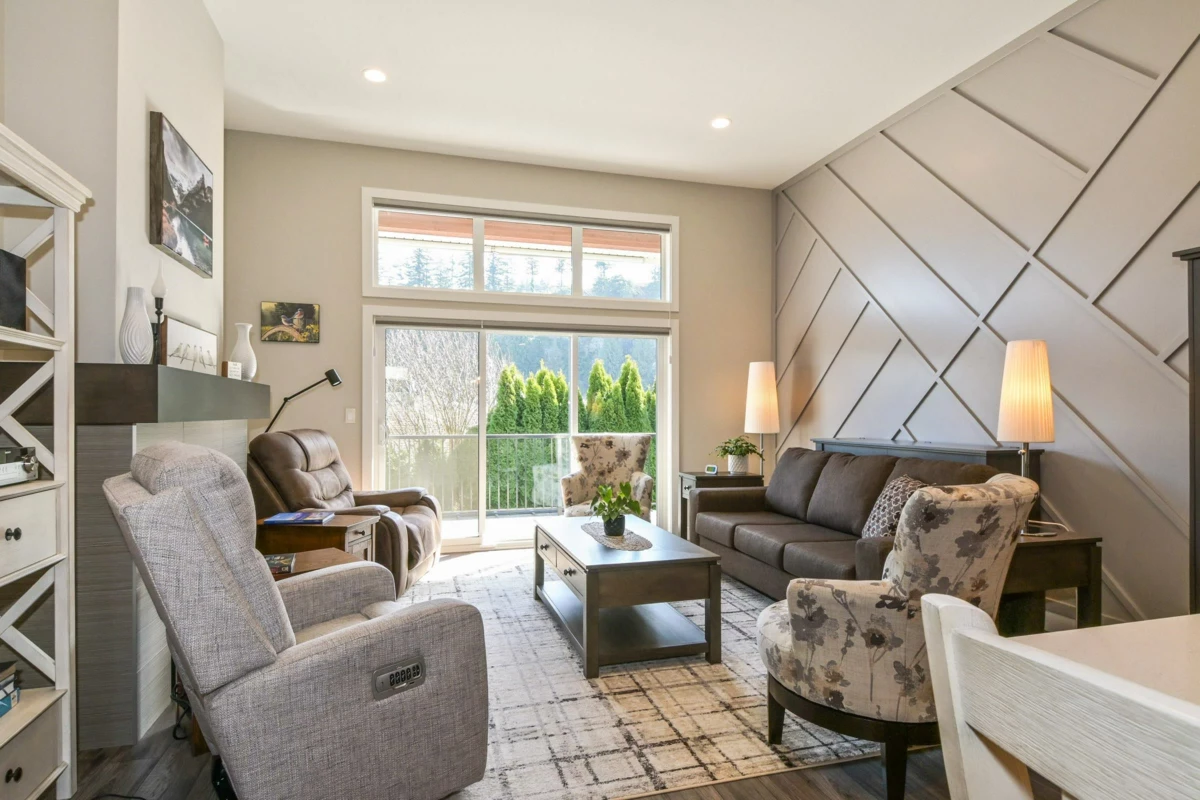 Family Room Photo of 64 46110 Thomas Road, Chilliwack, BC