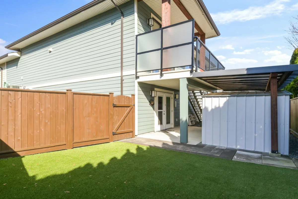 Front Yard Photo of 64 46110 Thomas Road, Chilliwack, BC