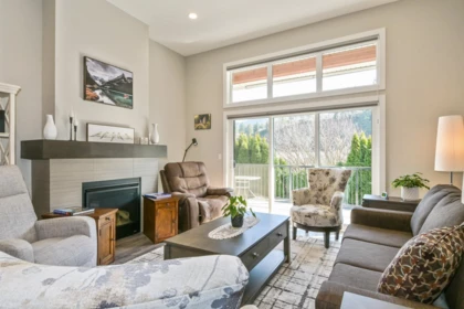 64 46110 Thomas Road, Chilliwack, BC, Chilliwack — Single Family Residence for sale