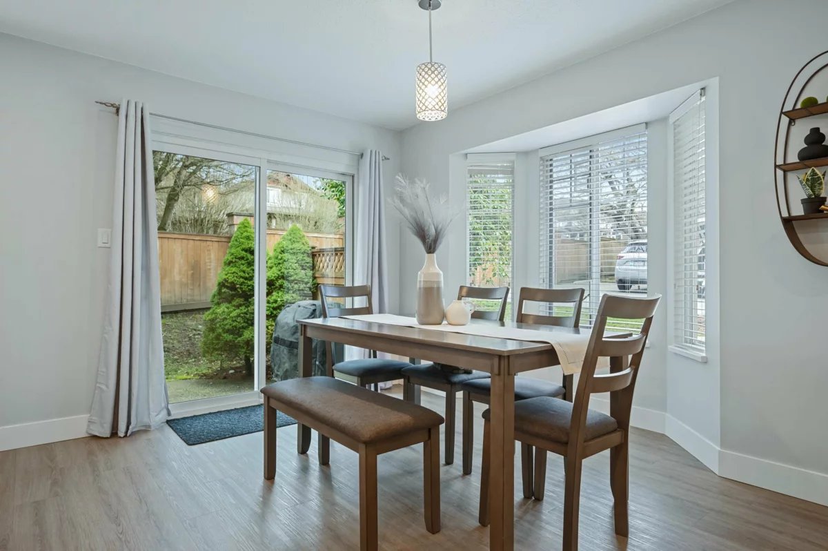 Breakfast Nook Photo of 11 8863 216 Street, Langley, BC