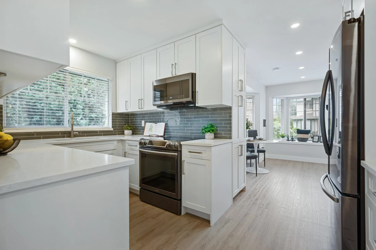 Primary Bathroom Photo of 11 8863 216 Street, Langley, BC