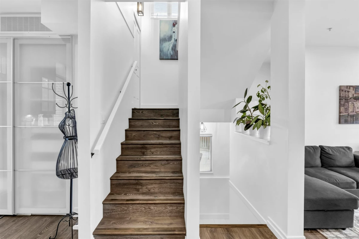 Laundry Room Photo of 35 20326 68 Avenue, Langley, BC