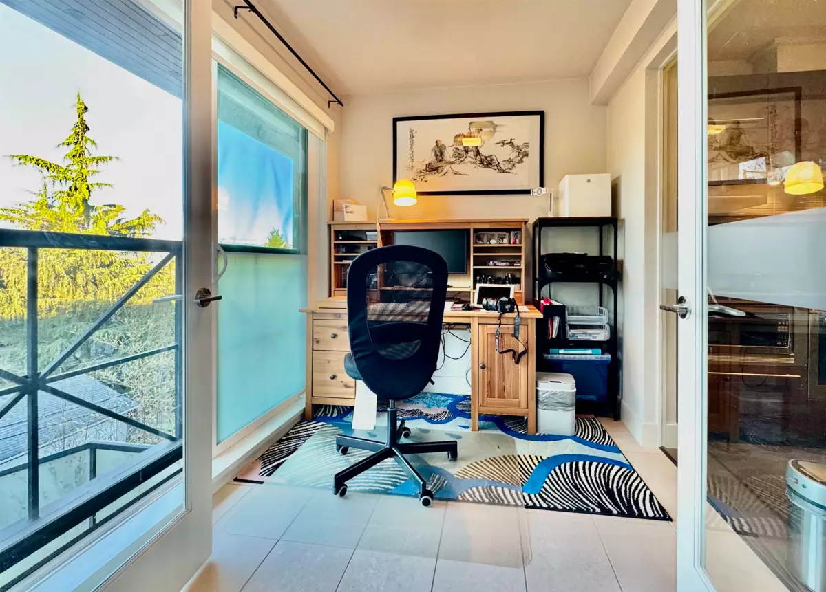 Dining Area Photo of 305 4463 W 10th Avenue, Vancouver, BC