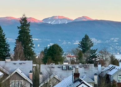 305 4463 W 10th Avenue, Vancouver, BC