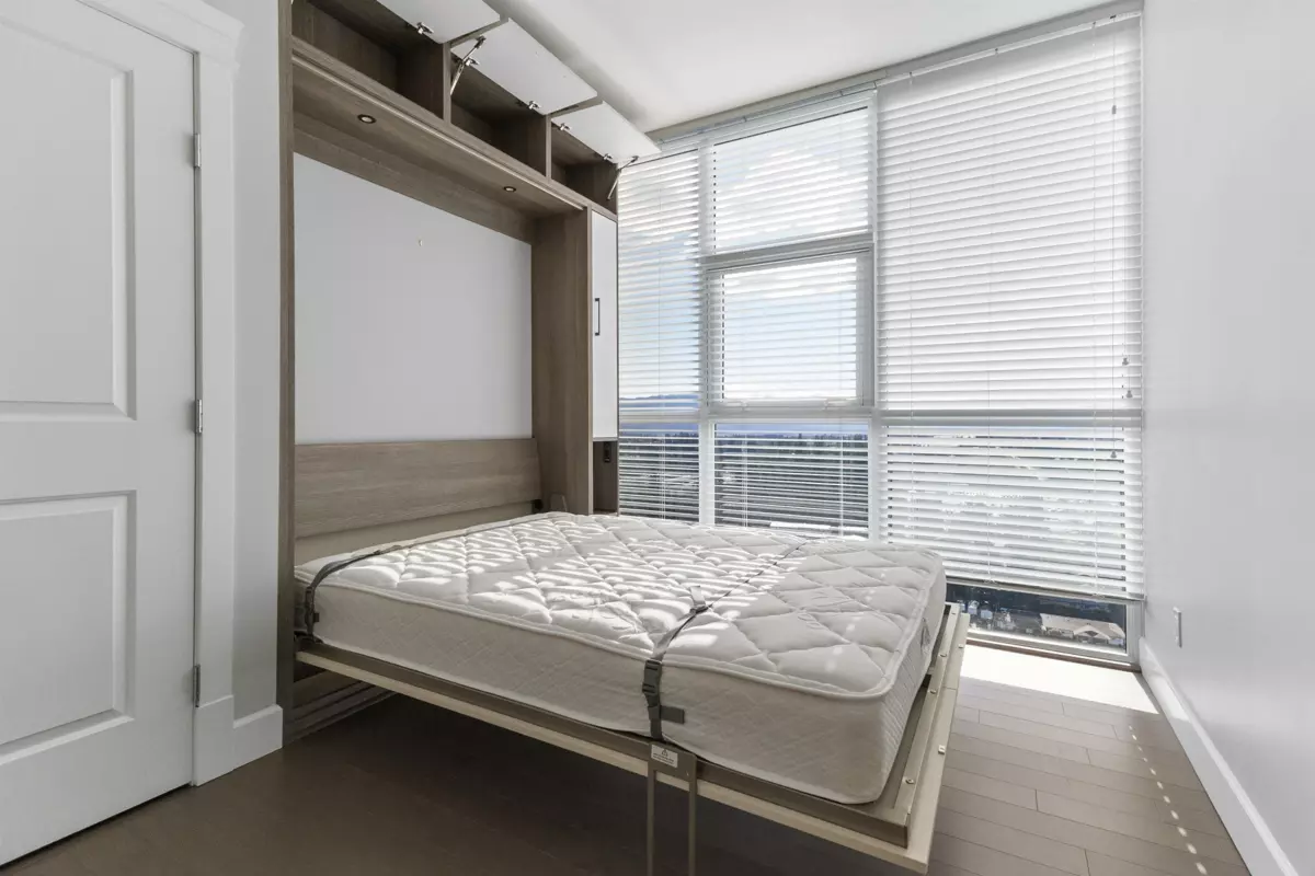 Hallway Photo of 2206 2180 Gladwin Road, Abbotsford, BC