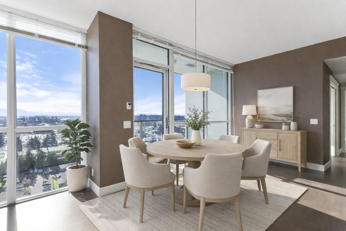 Kitchen Island Photo of 2206 2180 Gladwin Road, Abbotsford, BC